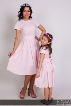 Комплект платьев Family Look для мамы и дочки "Грация" М-257