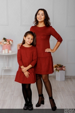 Комплект платьев мама+дочка "Замша" М-2038