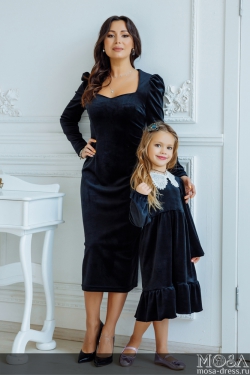 Комплект бархатных платьев для мамы и дочки "Селебрити" М-2177