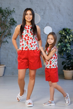 Комплект в стиле family look шорты и топ для мамы и дочки "Вишенки" М-2219