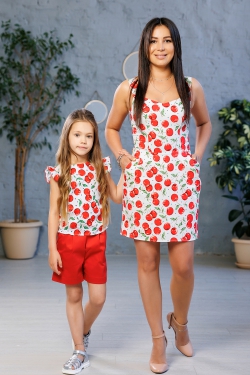 Комплект в стиле family look шорты и топ для мамы и дочки "Вишенки" М-2219