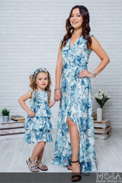 Комплект летних платьев Family Look для мамы и дочки "Экзотика"  М-2082