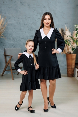 Комплект платьев с белым воротником в одном стиле для мамы и дочки "Аддамс" М-2207