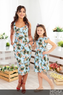 Комплект летних платьев в стиле Family Look для мамы и дочки "Тропиканка" М-2066